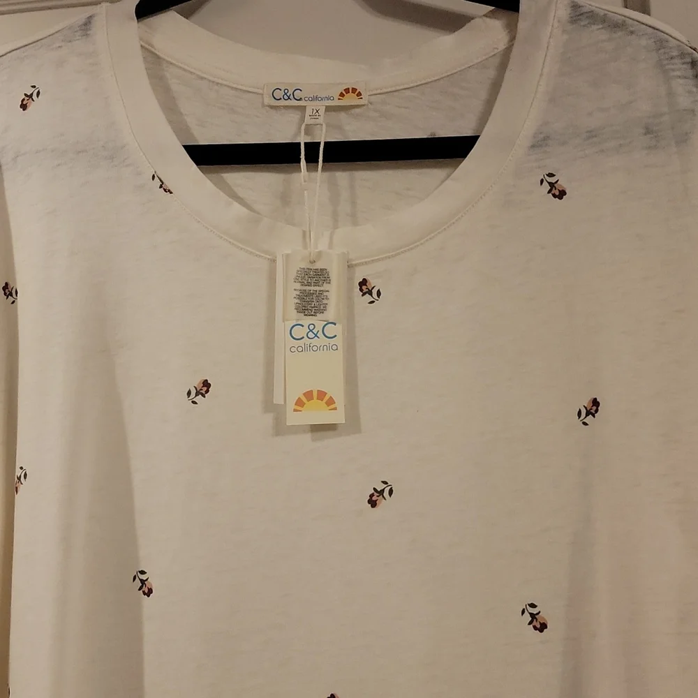 NWT C&C Top - Picture 3 of 6